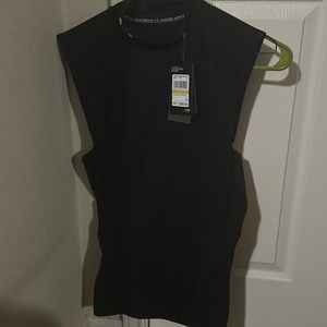 Men’s HeatGear Compression mock shirt